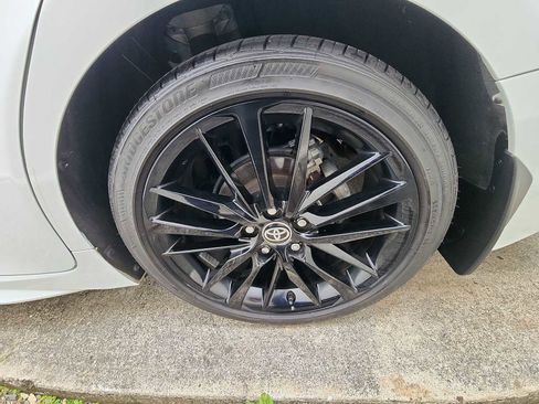 Used 2023 Toyota Camry XSE image 10