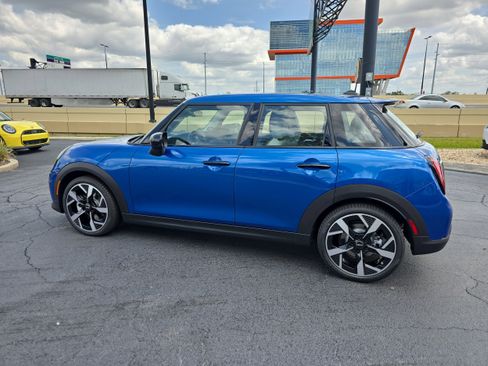 New 2025 MINI Cooper S image 5