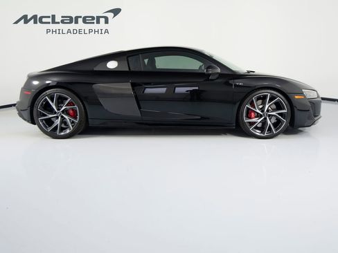 Used 2023 Audi R8 V10 performance image 4