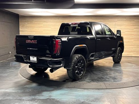 Used 2024 GMC Sierra 2500 AT4 w/ AT4 Premium Plus Package image 28