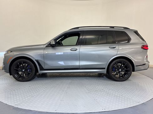 Certified 2024 BMW X7 xDrive40i w/ Executive Package image 2