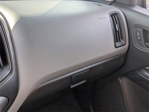 Used 2022 Chevrolet Colorado W/T w/ Custom Special Edition image 23