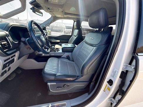 Used 2023 Ford F150 Limited image 23