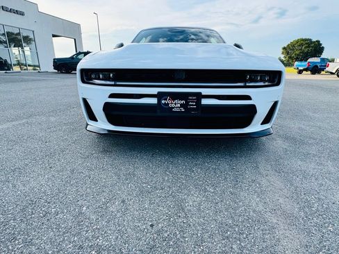 New 2026 Dodge Charger R/T AWD/4WD image 2