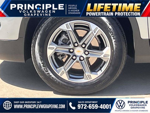 Used 2024 Chevrolet Blazer LT w/ Driver Confidence Package FWD image 4