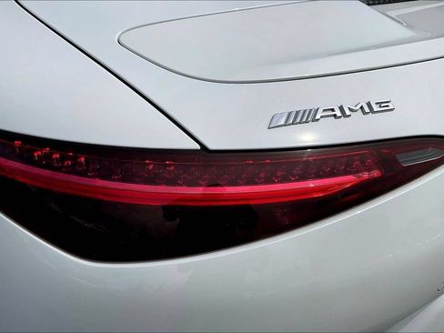 Used 2022 Mercedes-Benz SL 55 AMG 4MATIC image 22