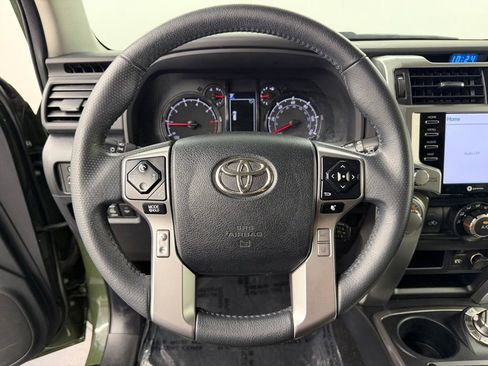 Used 2022 Toyota 4Runner Trail Special Edition AWD/4WD image 23