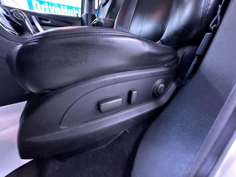 Used 2010 GMC Acadia SLT image 13