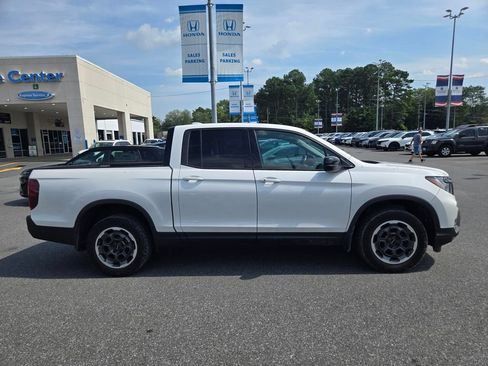 Used 2024 Honda Ridgeline Sport image 4