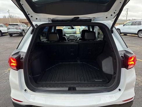 Used 2024 Chevrolet Equinox RS w/ LPO, Floor Liner Package image 18