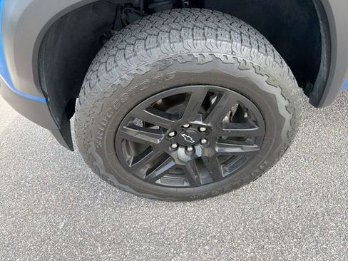 Used 2023 Chevrolet Colorado Trail Boss w/ Technology Package AWD/4WD image 14