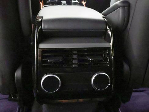 Used 2023 Land Rover Range Rover Sport SE Dynamic image 37