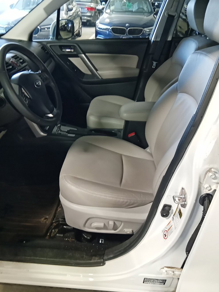 Used 2015 Subaru Forester 2.5i Limited w/ Popular Package #2 AWD/4WD image 9