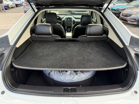 Used 2012 Chevrolet Volt Premium w/ Premium Trim Package FWD image 8