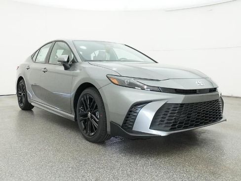 New 2026 Toyota Camry SE image 29