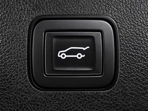 Used 2023 Cadillac XT6 Premium Luxury AWD/4WD image 12
