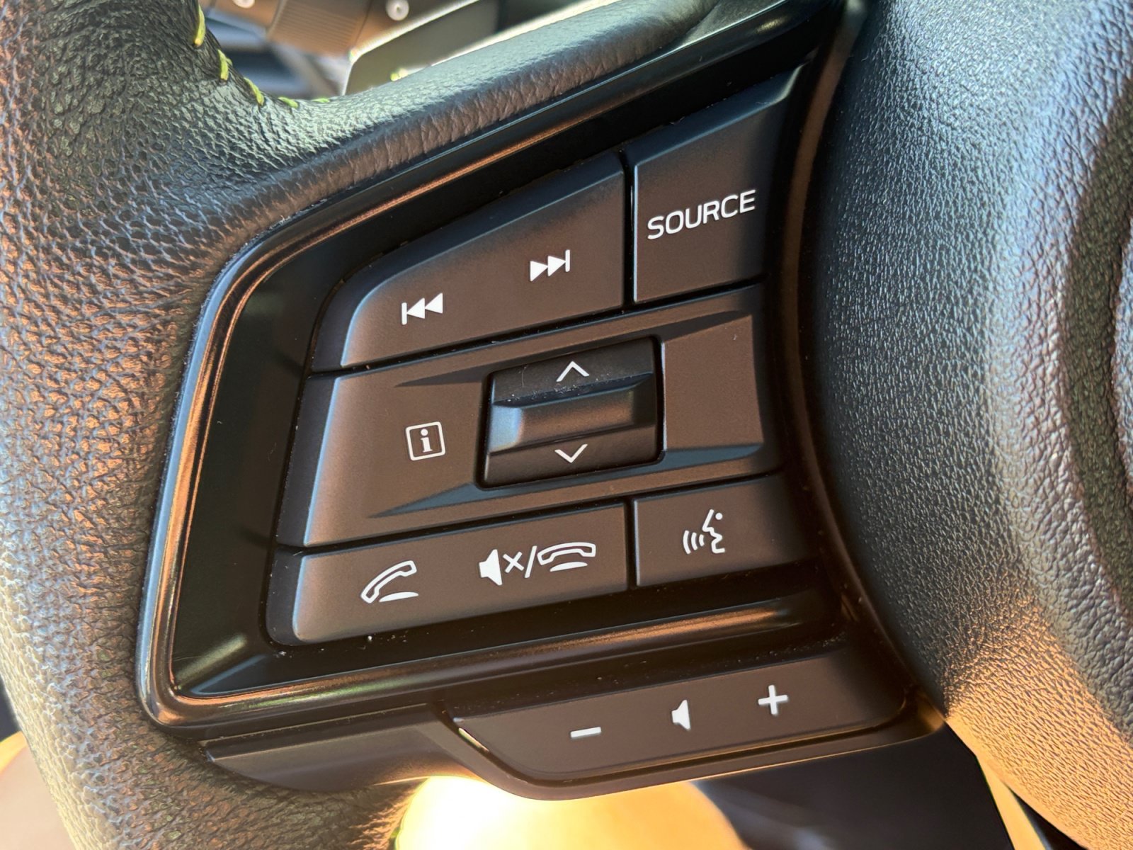Certified 2024 Subaru Outback Onyx Edition XT AWD/4WD image 17