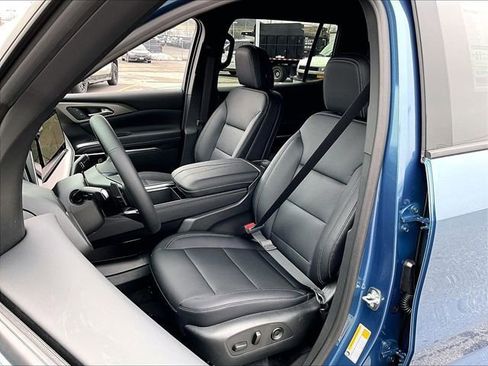 New 2026 Chevrolet Traverse LT image 10