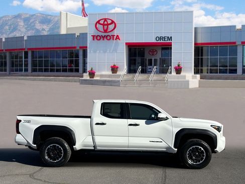 New 2026 Toyota Tacoma TRD Off-Road image 3