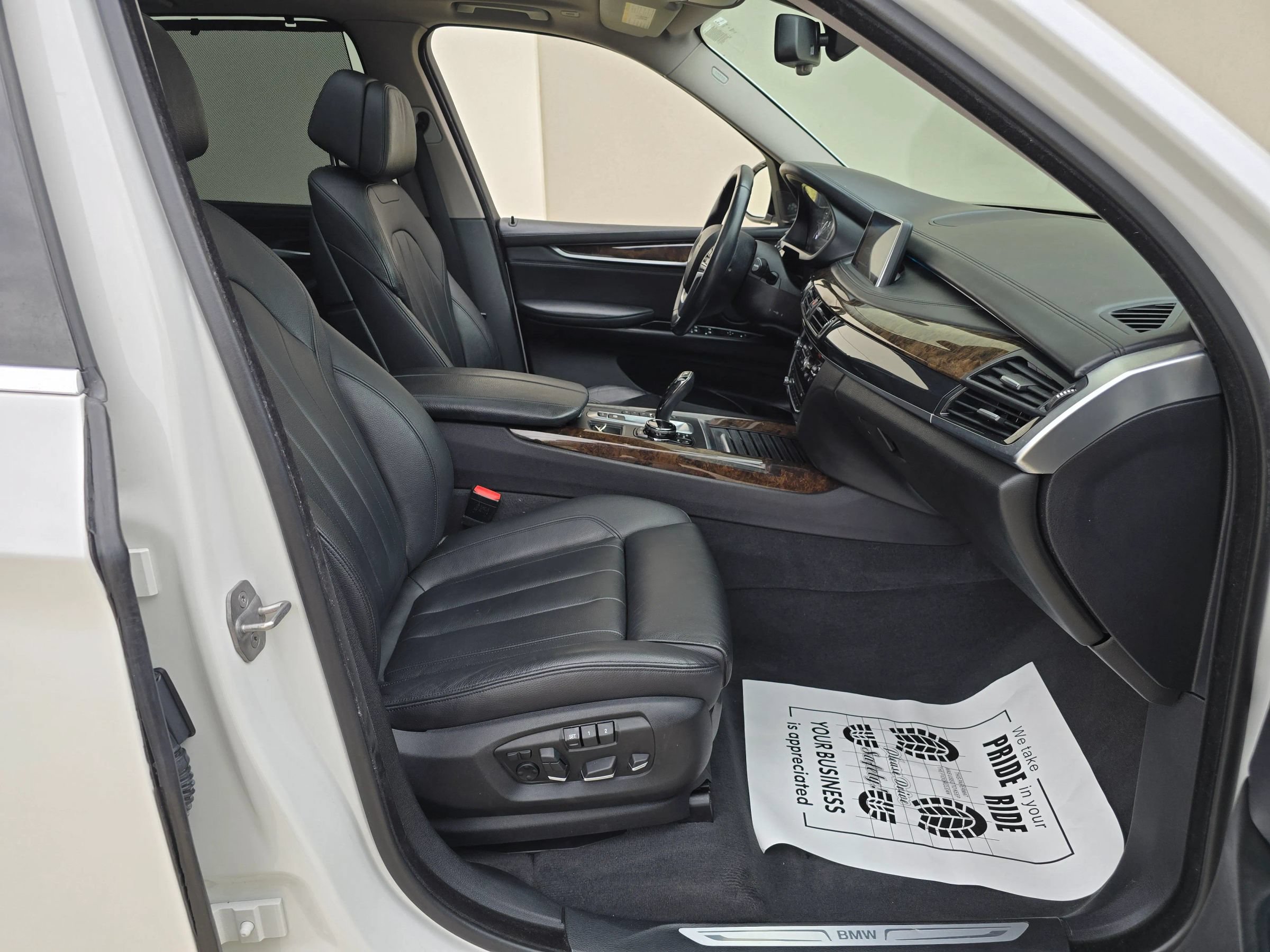 Used 2015 BMW X5 xDrive50i AWD/4WD image 26