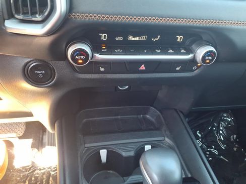 Used 2025 MAZDA CX-50 AWD 2.5 Hybrid w/ Premium Pkg image 15