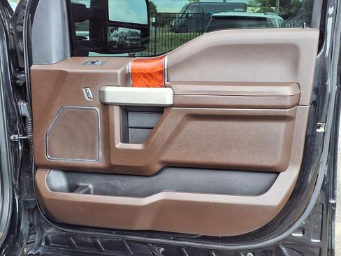 Used 2022 Ford F450 King Ranch w/ King Ranch Ultimate Package image 13