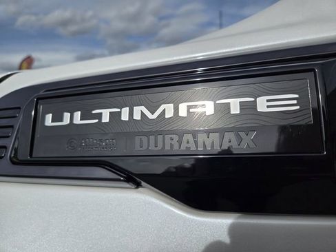 Used 2024 GMC Sierra 2500 Denali Ultimate AWD/4WD image 47