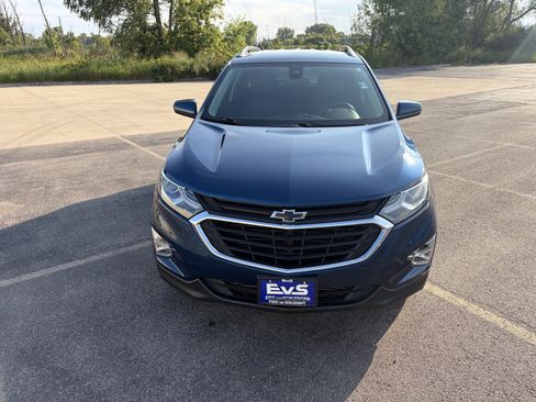 Used 2020 Chevrolet Equinox LT AWD/4WD image 3