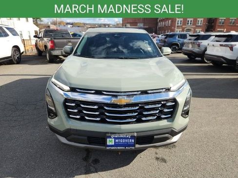 Used 2025 Chevrolet Equinox LT w/ Safety and Technology Package image 8