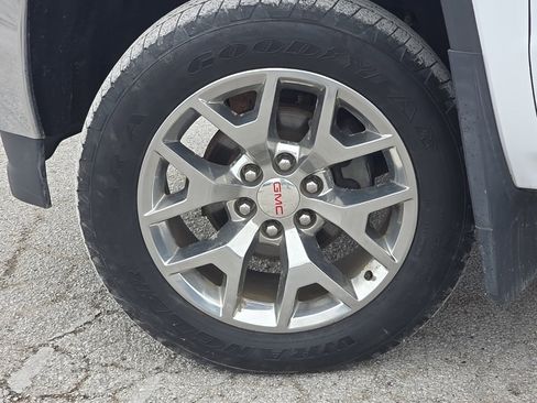 Used 2017 GMC Sierra 1500 SLT w/ SLT Premium Package image 10