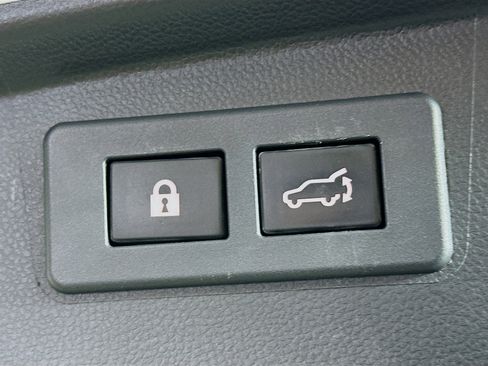 Used 2020 Subaru Outback Touring XT image 31