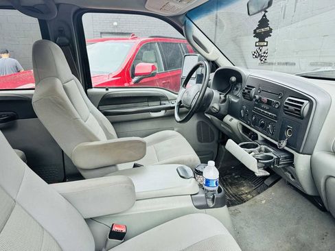 Used 2006 Ford F250 XL image 11