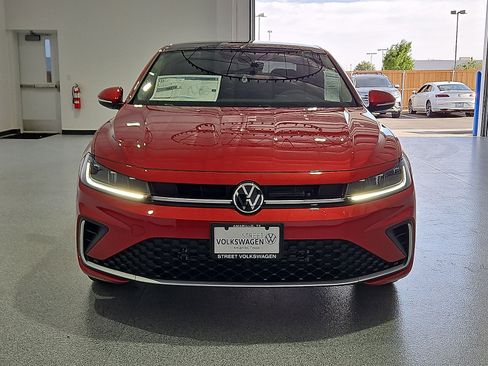 New 2026 Volkswagen Jetta SEL FWD image 4