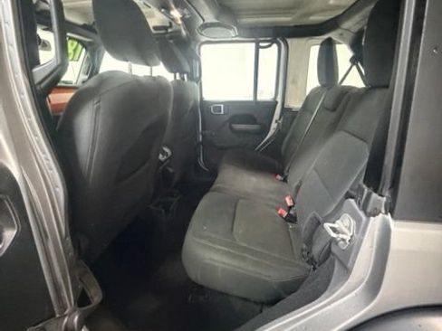 Used 2018 Jeep Wrangler Unlimited Sport AWD/4WD image 22