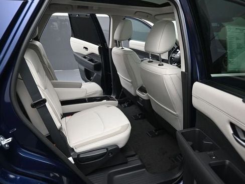 New 2026 Nissan Pathfinder SL w/ SL Premium Package AWD/4WD image 34