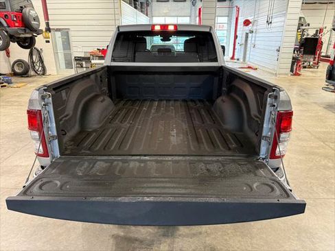 Certified 2024 RAM 2500 Big Horn w/ Night Edition AWD/4WD image 26