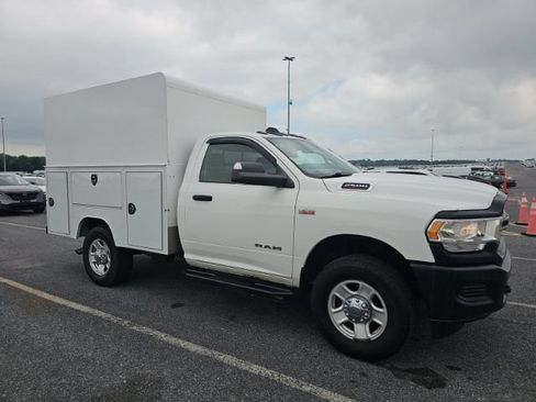 Used 2019 RAM 2500 Tradesman AWD/4WD image 2