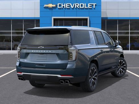 New 2026 Chevrolet Suburban High Country image 4