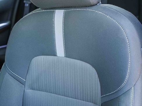 Used 2025 Nissan Sentra SV FWD image 28