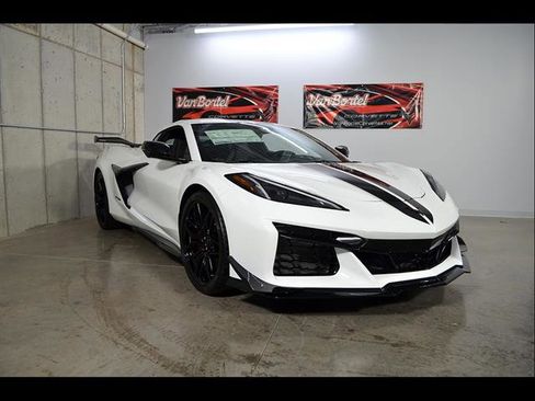 New 2026 Chevrolet Corvette Z06 RWD image 2