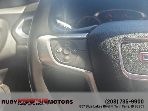 Used 2019 GMC Acadia SLT AWD/4WD image 16