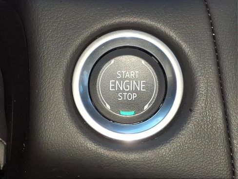 Used 2024 Chevrolet Tahoe Premier image 25