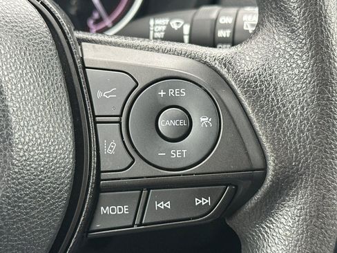 Used 2024 Toyota RAV4 XLE image 29