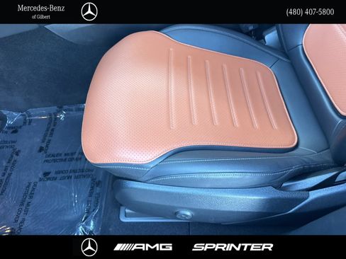 Used 2024 Mercedes-Benz GLC 300 image 15