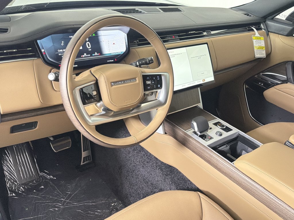 New 2027 Land Rover Range Rover Long Wheelbase SE AWD/4WD image 4
