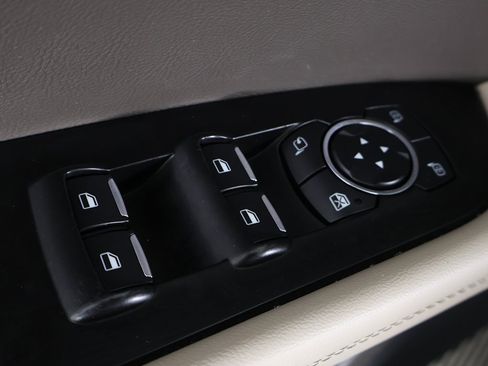 Used 2021 Lincoln Nautilus Reserve image 43