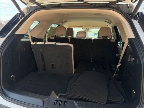 Used 2023 Ford Explorer XLT w/ Equipment Group 202A image 26