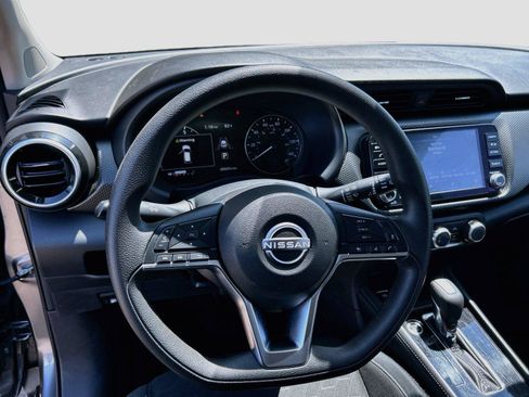 Used 2024 Nissan Kicks SV FWD image 35