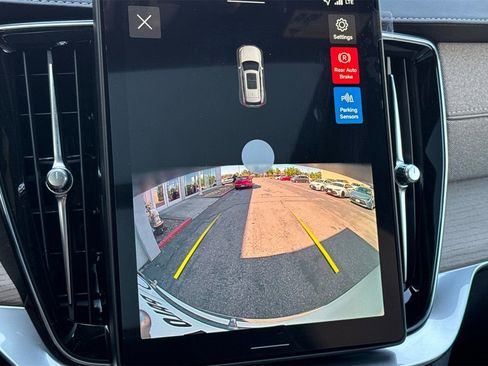 Used 2026 Volvo XC90 B5 Core w/ Protection Package image 20