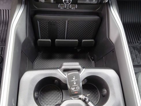 New 2026 RAM 1500 Big Horn AWD/4WD image 30